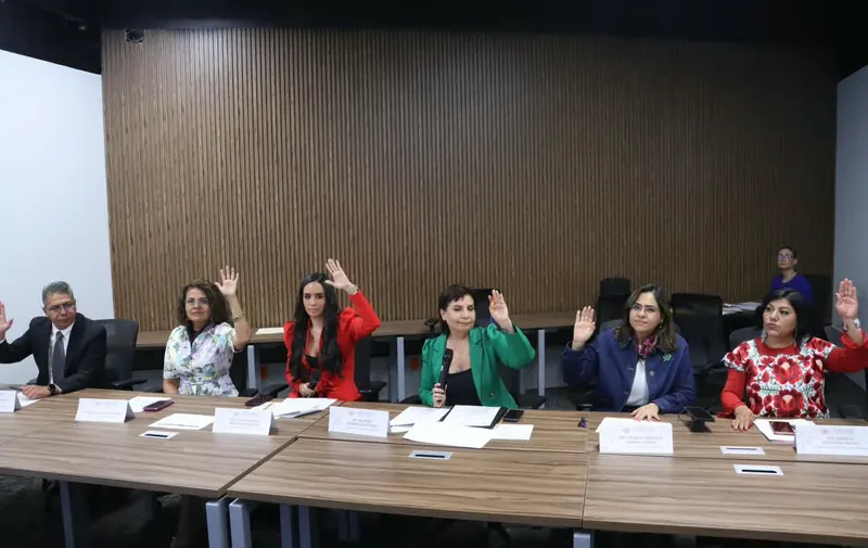 Aprueba Comisión del Congreso exhorto para fortalecer apoyo a personas adultas mayores para el cobro de la Pensión para el Bienestar