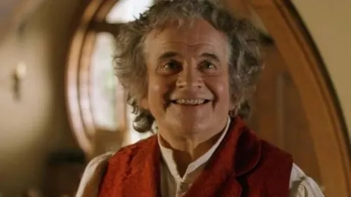 Muere el actor británico Ian Holm, que interpretó a Bilbo Bolsón en El Señor de los Anillos