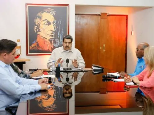 Rusia reafirma y promete ampliar apoyo a Maduro