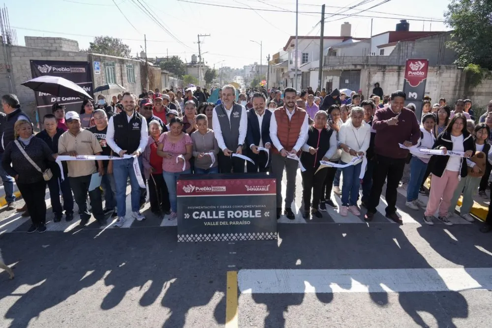 Pavimentación de calle Roble en colonia Valle del Paraíso