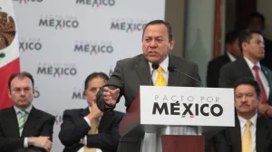 Pacto por México instala siete mesas de trabajo para reforma política