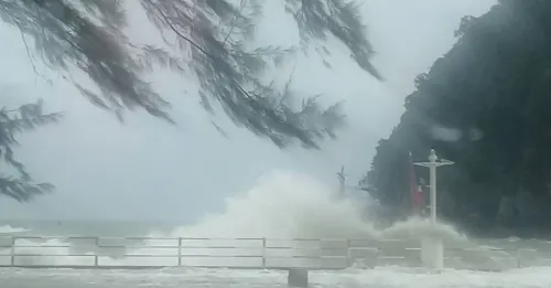 Tormenta tropical Pabuk golpea el sur de Tailandia