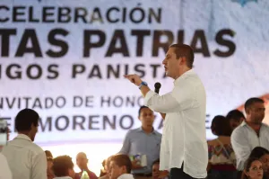 Mexicanos no vamos a permitir que Trump se burle de nosotros: RMV