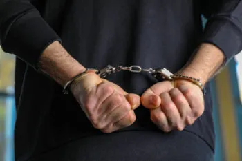 Aseguran a “El Pelón” por presunto narcomenudeo en Chietla