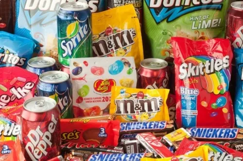 Propuesta de restricción para comida chatarra tiene carga ideológica: Oswaldo Jiménez