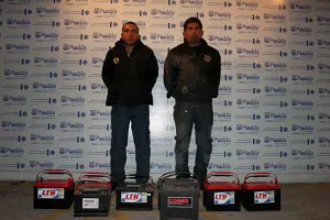 Policía Municipal asegura a dos sujetos presuntos responsables de robo
