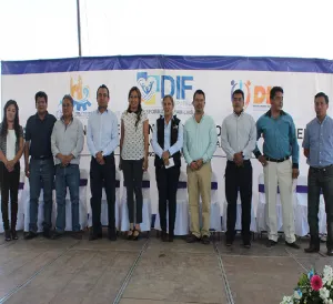Entrega DIF desayunador escolar en Cuautlancingo