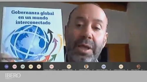 Especialistas reformulan una nueva visión de las Relaciones Internacionales
