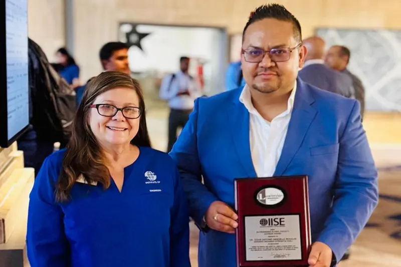 buap-cesar-antonio-arguello-rosales-global-outstanding-faculty-advisor-award