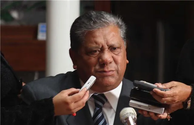 Jesús Morales realiza gira en Acajete y Tepeaca