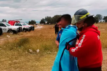 Rescatan a un hombre en torre eléctrica de alta tensión en Cuapiaxtla de Madero