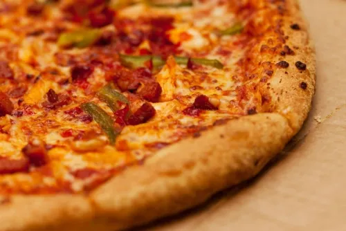 Finge pedir una pizza mientras llama a la policía
