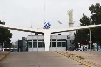 Volkswagen acumula casi 40 horas desde el paro en la producción de la Tiguan