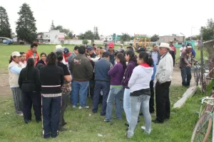Pobladores de Xalmimilulco amagan con marcha este martes