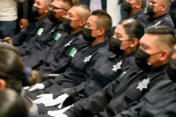 Se suman más de mil 200 policías certificados a garantizar la seguridad en municipios de Puebla