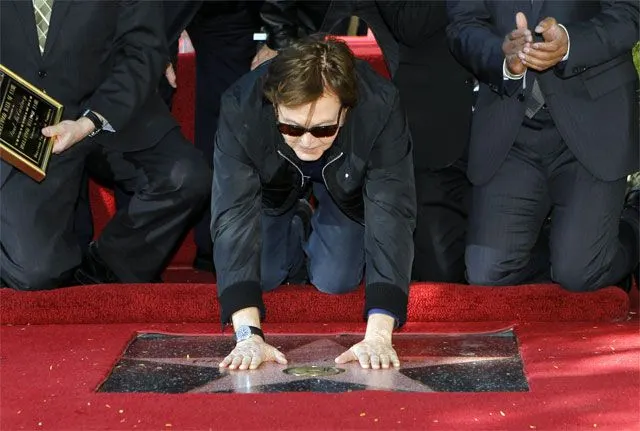 Anuncia McCartney que ya no consume marihuana