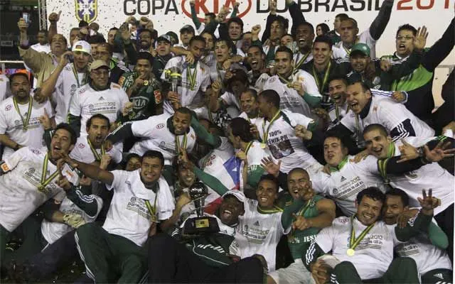 Mueren siete hinchas de Palmeiras tras tiroteo