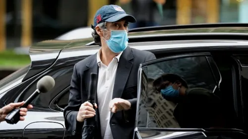 Trump calificó de ‘estúpidos’ a los latinos, según libro de su exabogado Michael Cohen