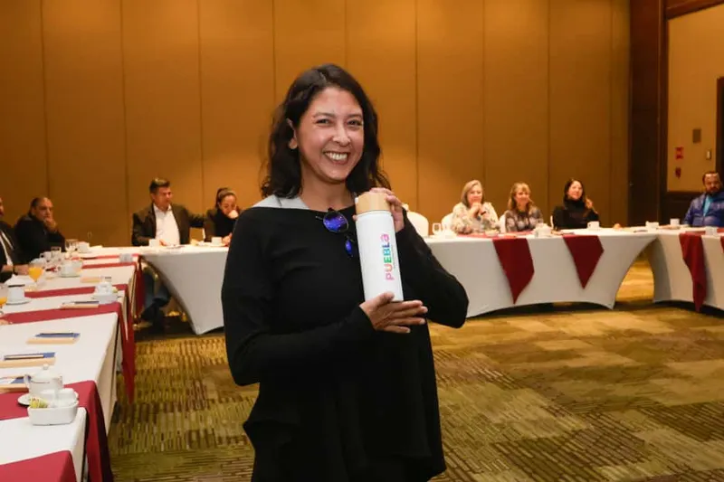Promociona Ayuntamiento de Puebla a la capital ante la industria turística de Jalisco