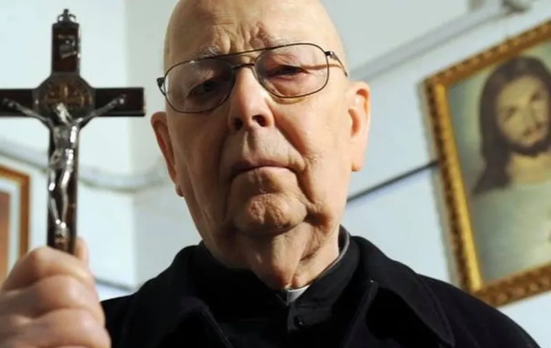 ¿Quién fue Gabriele Amorth, el sacerdote de la película ‘El Exorcista del Papa’?