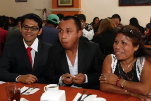 Operadores panistas se suman a campaña de Enrique Agüera