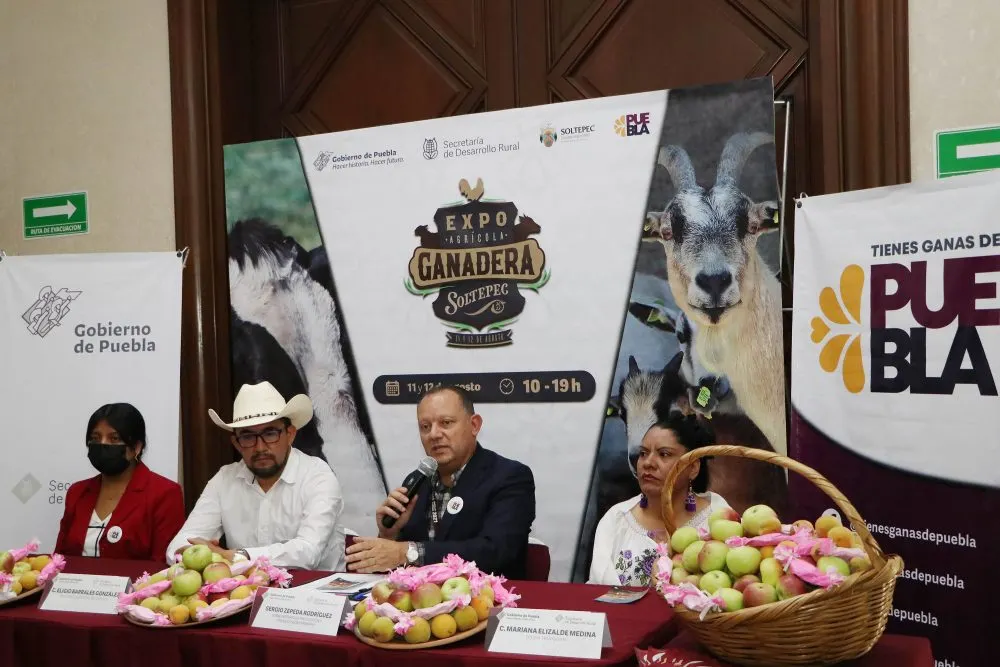 Presentan SDR y autoridades municipales Expo Agrícola y Ganadera de Soltepec