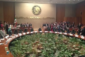 INE gasta más de 100 mdp al año en asesores