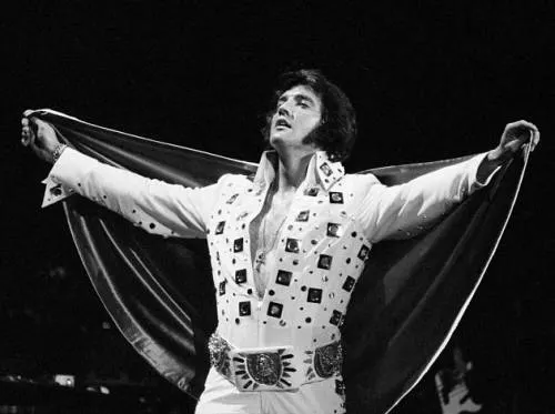 Conmemoran aniversario luctuoso de Elvis Presley