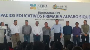 RMV coloca primera piedra de planta Granjas Carroll en Oriental