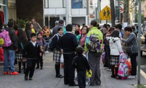 Reinician clases 106 planteles en la Ciudad de México