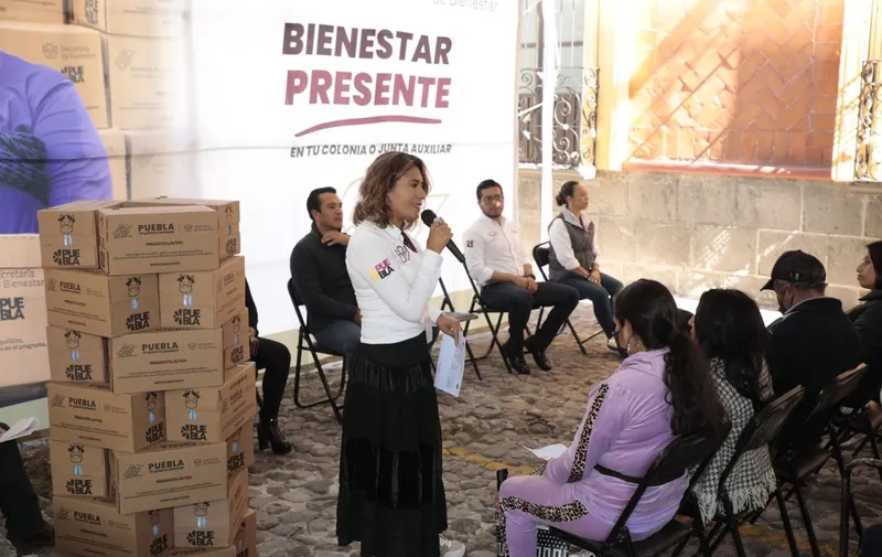 bienestar-entrega-de-producto-lacteo-puebla