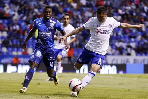 Puebla y Cruz Azul empatan a cero