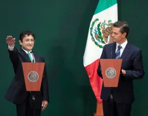 EPN toma protesta a titular de la Secretaría de la Función Pública