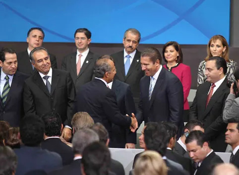 RMV presente en sexto informe de Felipe Calderón Hinojosa