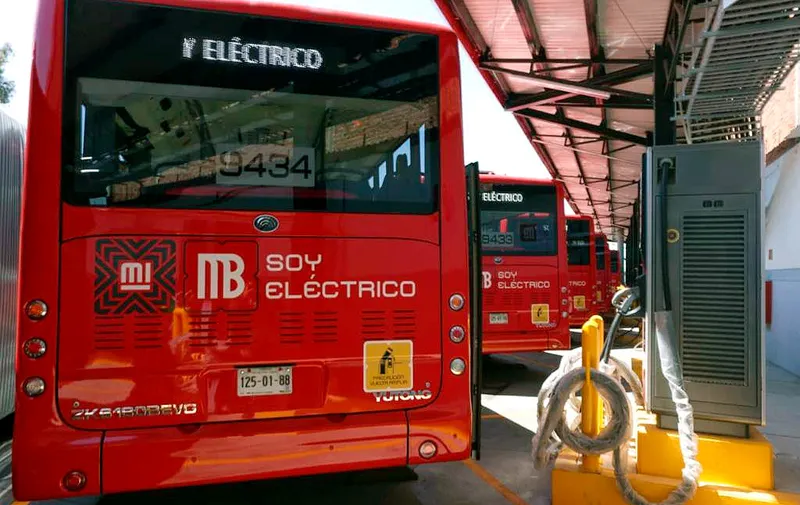 claudia-sheinbaum-metrobuses-electricos