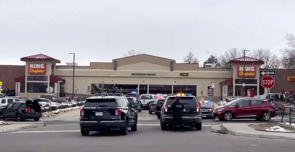 Se registra tiroteo en supermercado King Soopers de Colorado, Estados Unidos