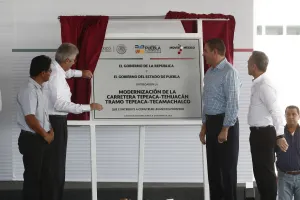 Ruiz Esparza y RMV inauguran modernización de carretera Tepeaca-Tehuacán