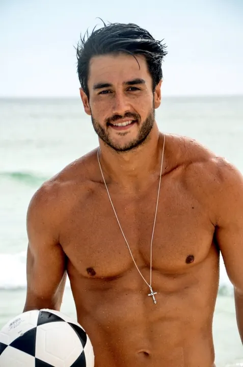 Igor Freitas, el modelo brasileño que te hará soñar