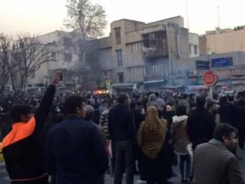 Irán “cerró Internet” para acabar con protestas, acusa Trump