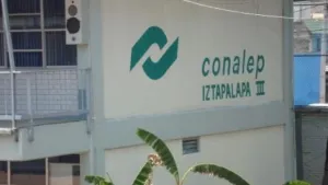 Conalep se lanza a huelga en planteles del DF