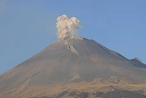Popocatépetl presenta 124 exhalaciones y tres sismos volcanotectónicos