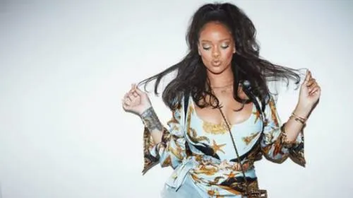 Snapchat invita a abofetear a Rihanna