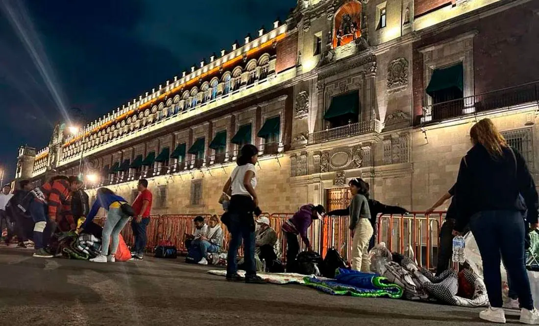 Caravana Damnificados Huracan Otis Palacio Nacional