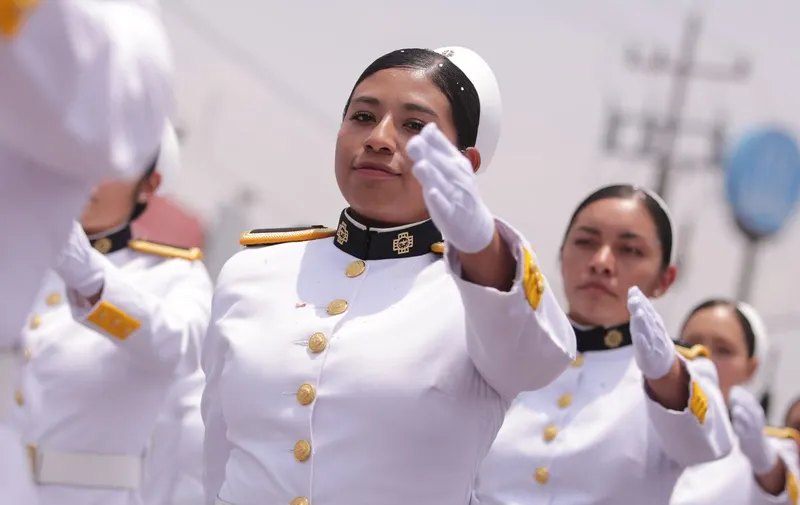 desfile-del-5-de-mayo-contingentes
