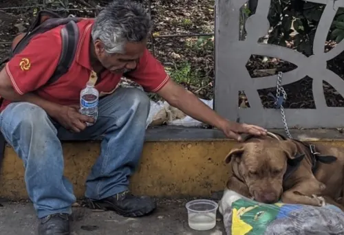 Poblano Ex Empleado De Elektra Se Queda En La Calle Con Su Perrito Tras Ser Despedido