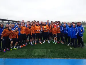 CR7 no pierde la oportunidad de presumir su Balón de Oro
