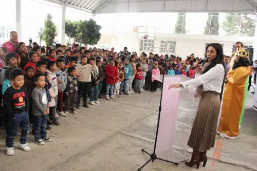 Arrancó DIF Municipal de San Pedro Cholula la entrega de juguetes para niños cholultecas