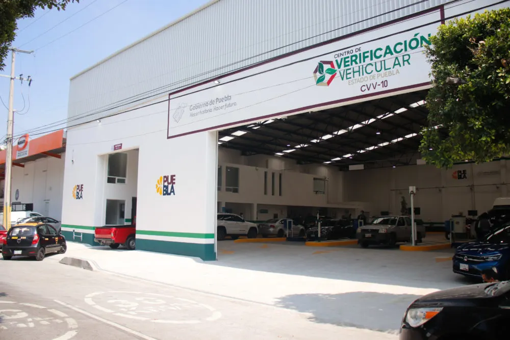 Publican licitación para 17 nuevos verificentros en Puebla; operarán 20 años