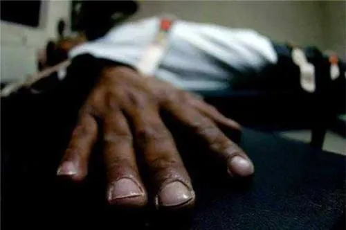 Muere hombre al recibir una descansa eléctrica al intentar robar los cables de cobre