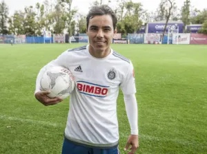 Omar Bravo podría volver a la Liga MX